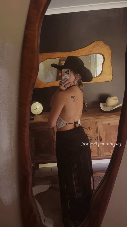 Texan Sway Cowhide Top